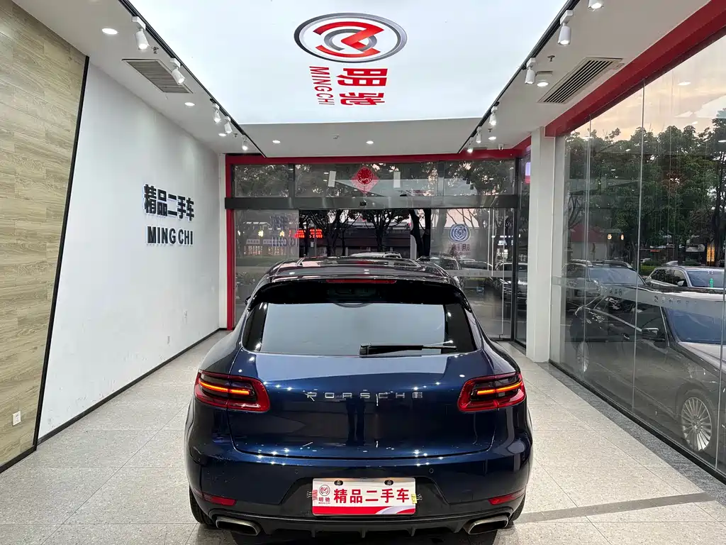 Porsche Macan 2018 — фото 5