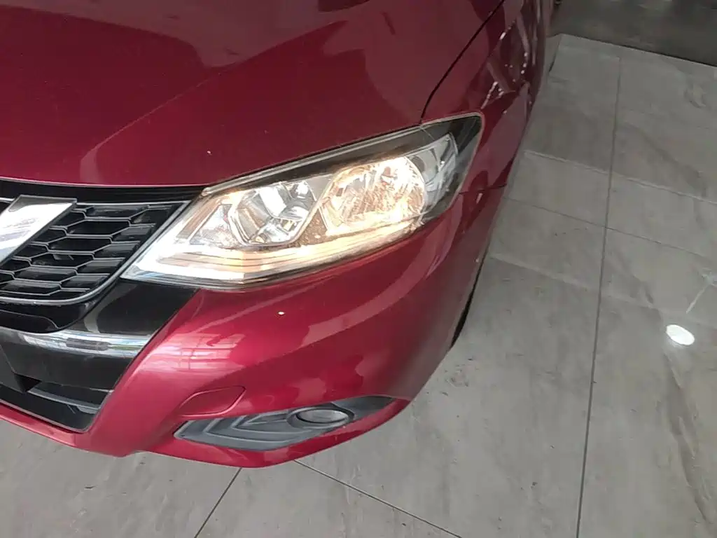 Nissan Tiida 2019 — фото 24