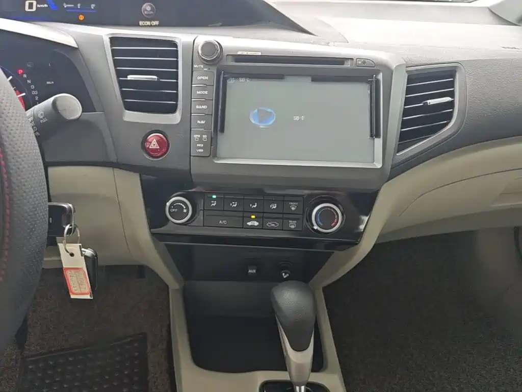 Honda Civic 2014 — фото 13
