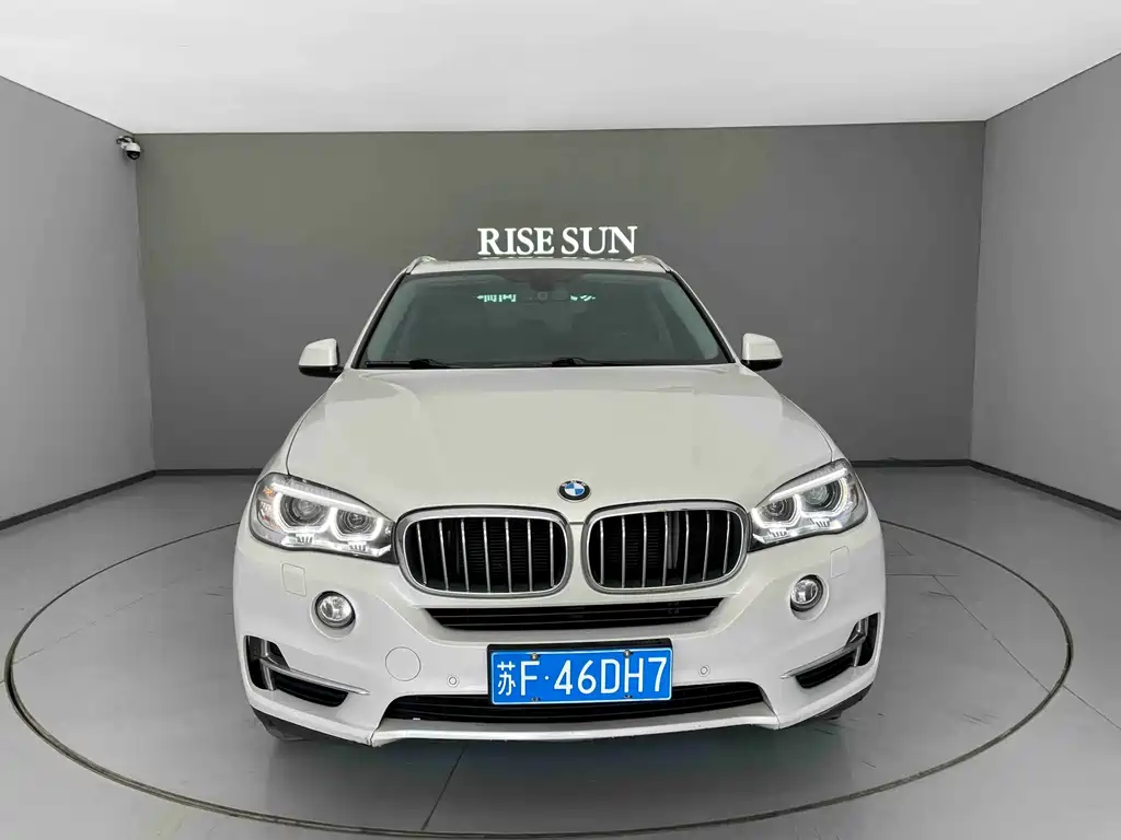 BMW X5 2018 — фото 2