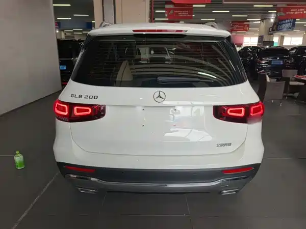 Mercedes-Benz GLB 2021
