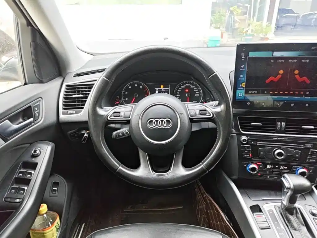 Audi Q5 2015 — фото 11