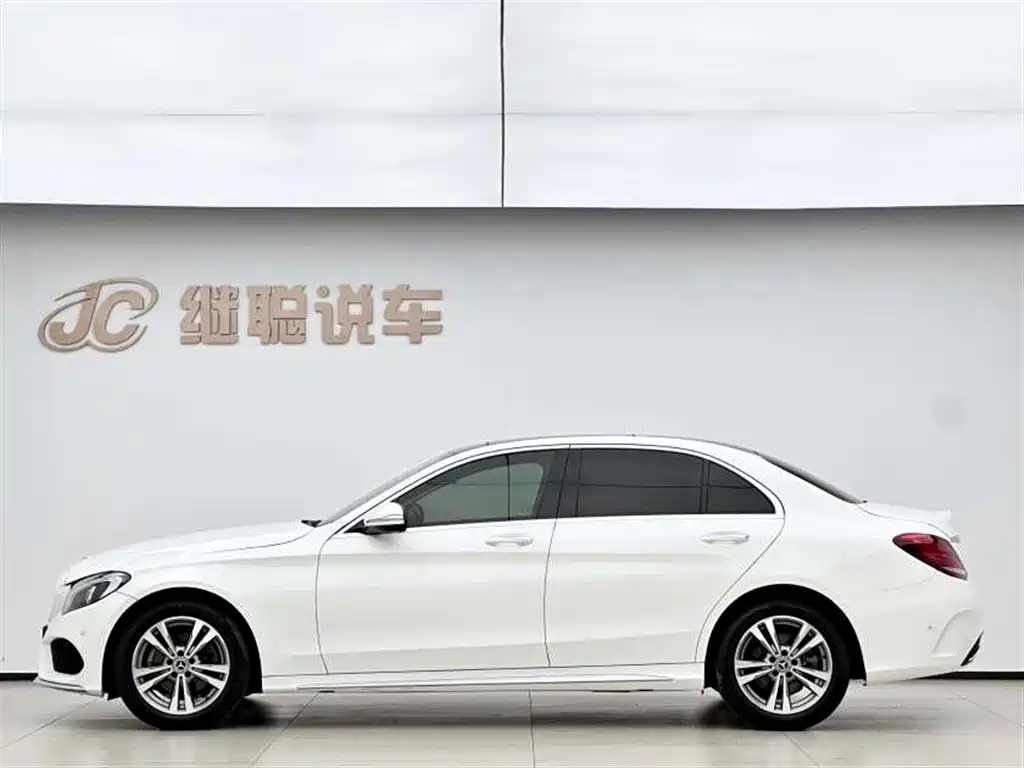 Mercedes-Benz C-Class 2018