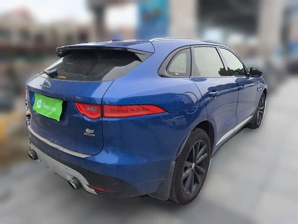 Jaguar F-PACE 2017