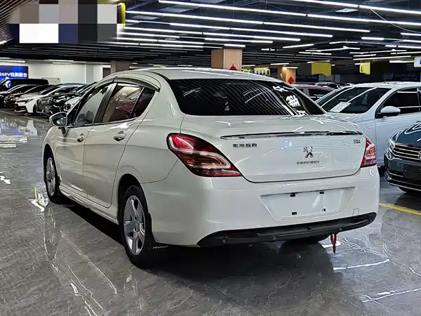 Peugeot 308 2014