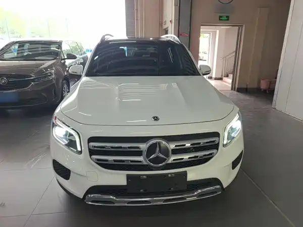 Mercedes-Benz GLB 2021