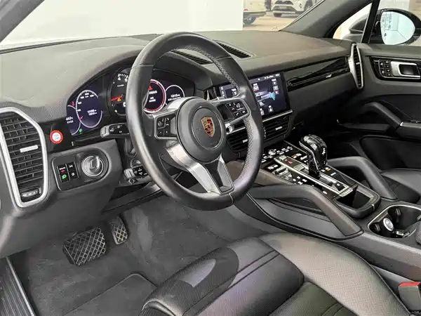 Porsche Cayenne 2020