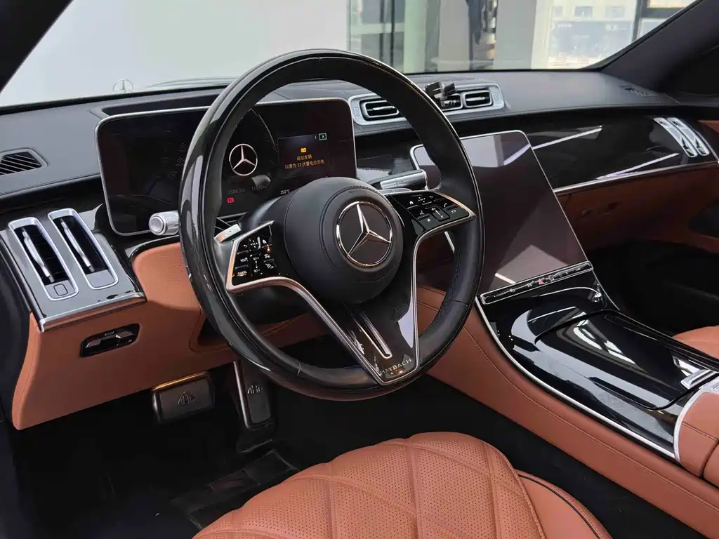 Mercedes-Benz Maybach S-Class 2022 — фото 13