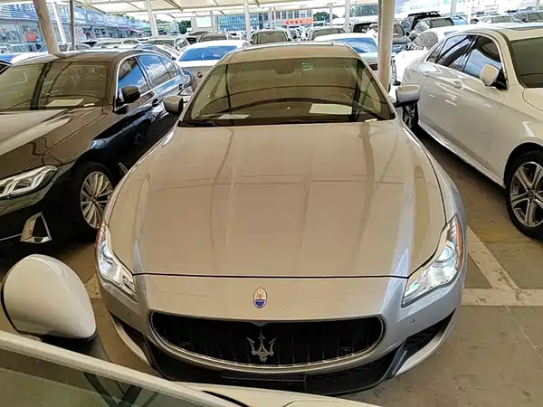 Maserati Quattroporte 2016