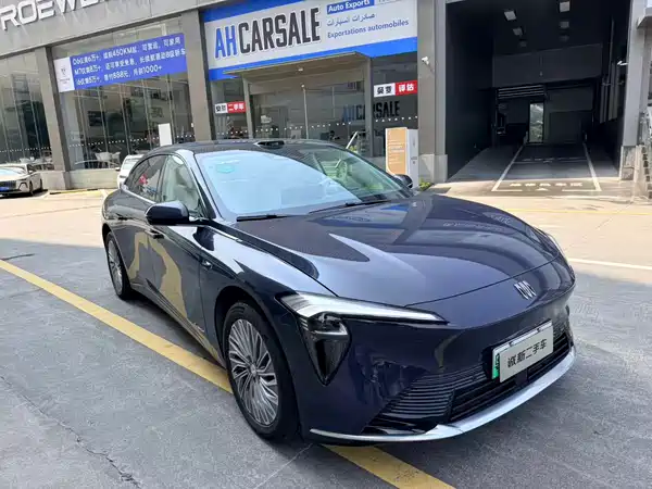 Buick Zhijing L7 2025