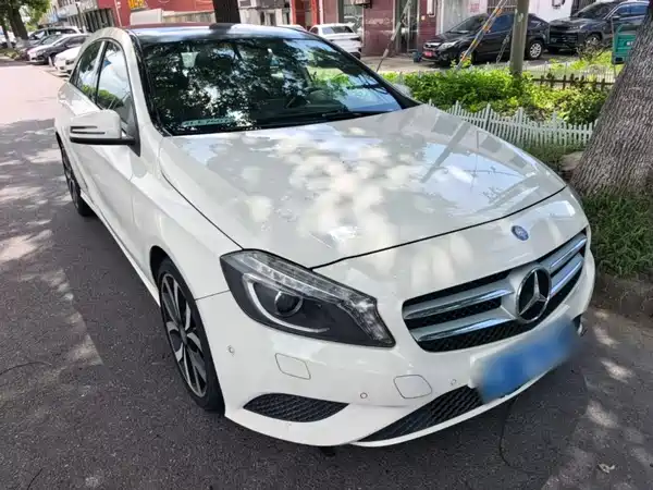 Mercedes-Benz A-Class 2015