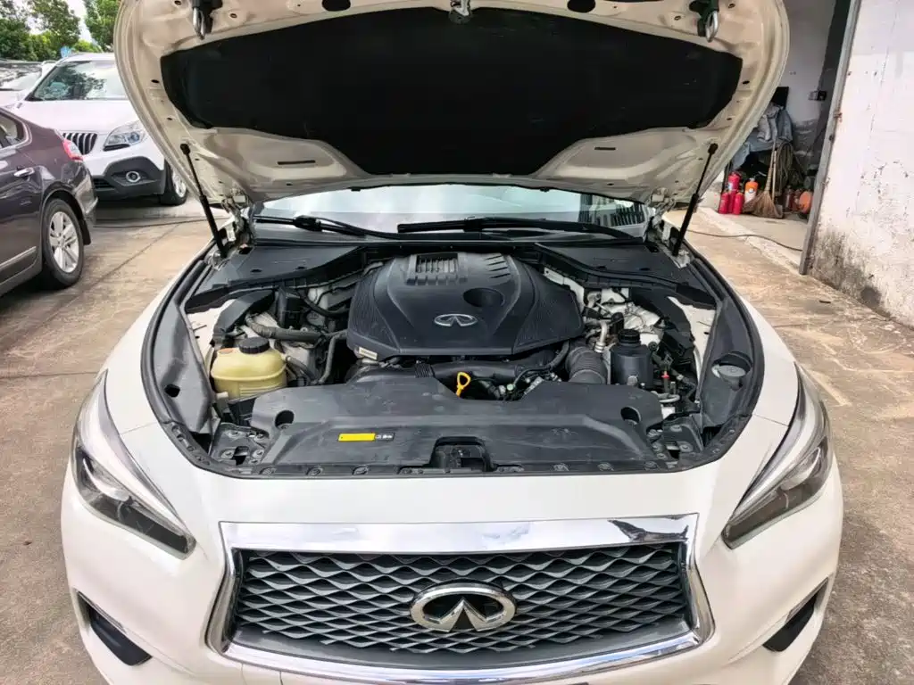 Infiniti Q50L 2019 — фото 20