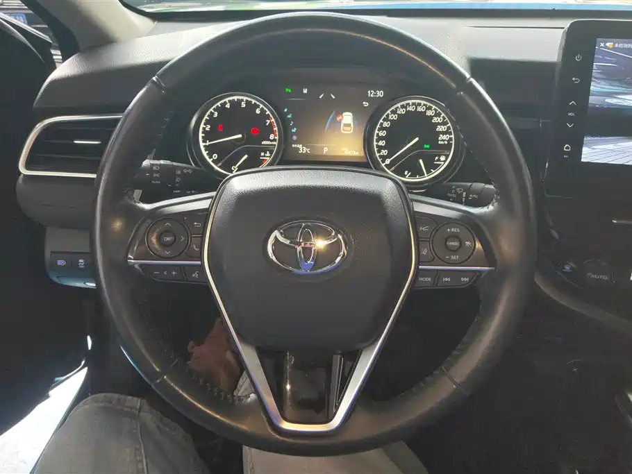 Toyota Camry 2024 — фото 15