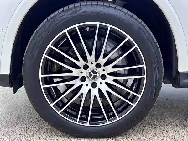 Mercedes-Benz GLC 2023