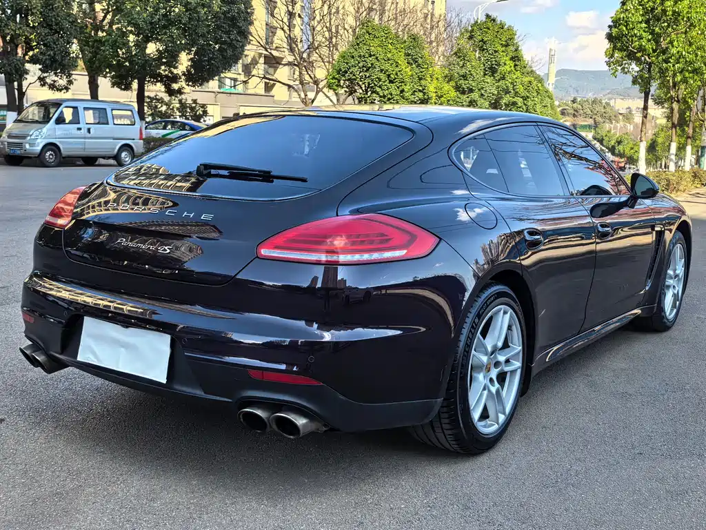 Porsche Panamera 2014 — фото 14