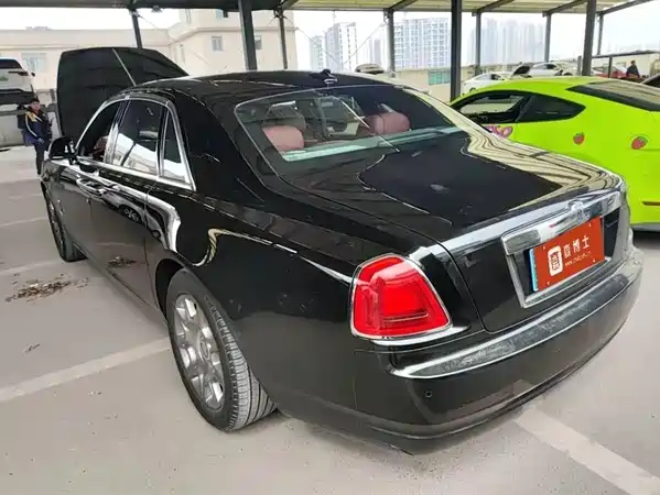 Rolls-Royce Ghost 2015