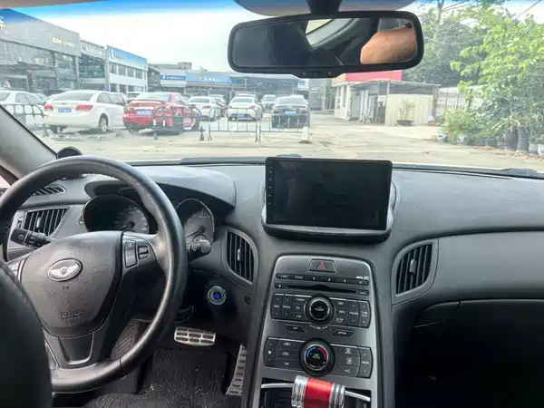 Hyundai Genesis Coupe 2009