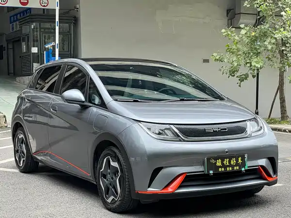 BYD Dolphin 2022