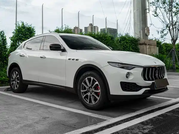 Maserati Levante 2016