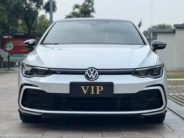 Volkswagen Golf 2020
