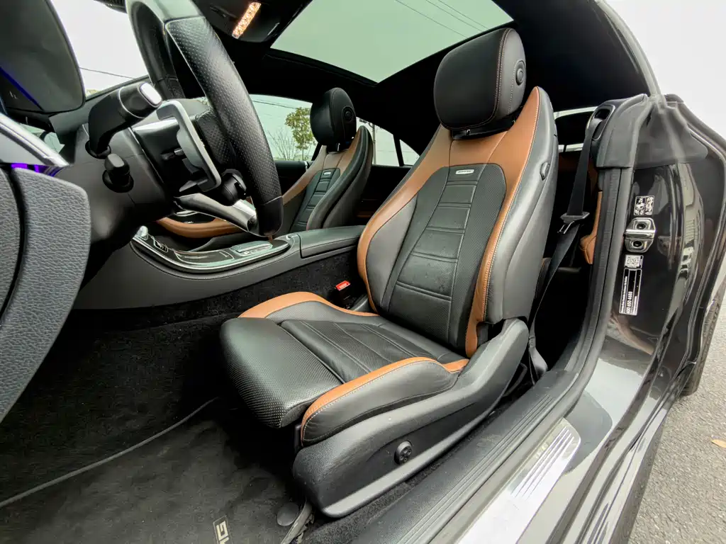 Mercedes-Benz E-Class AMG 2021 — фото 23
