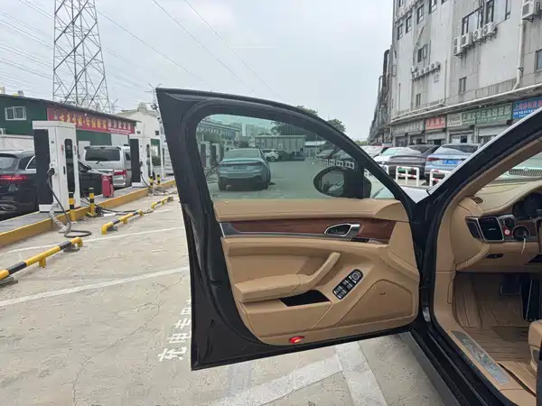 Porsche Panamera 2012