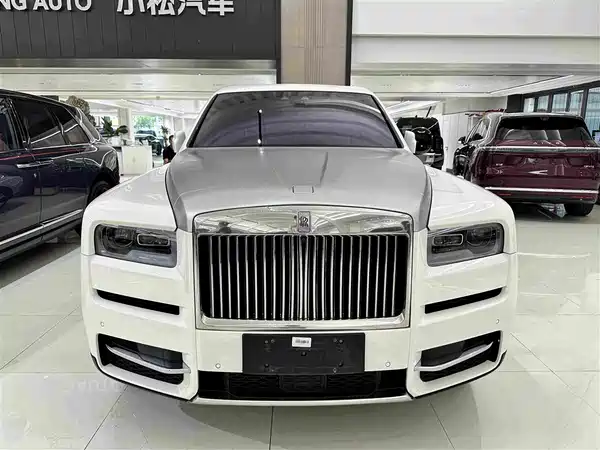 Rolls-Royce Cullinan 2021