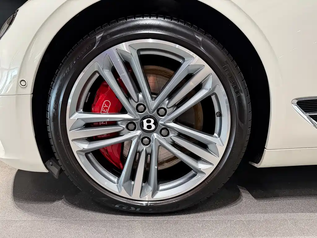 Bentley Continental 2023