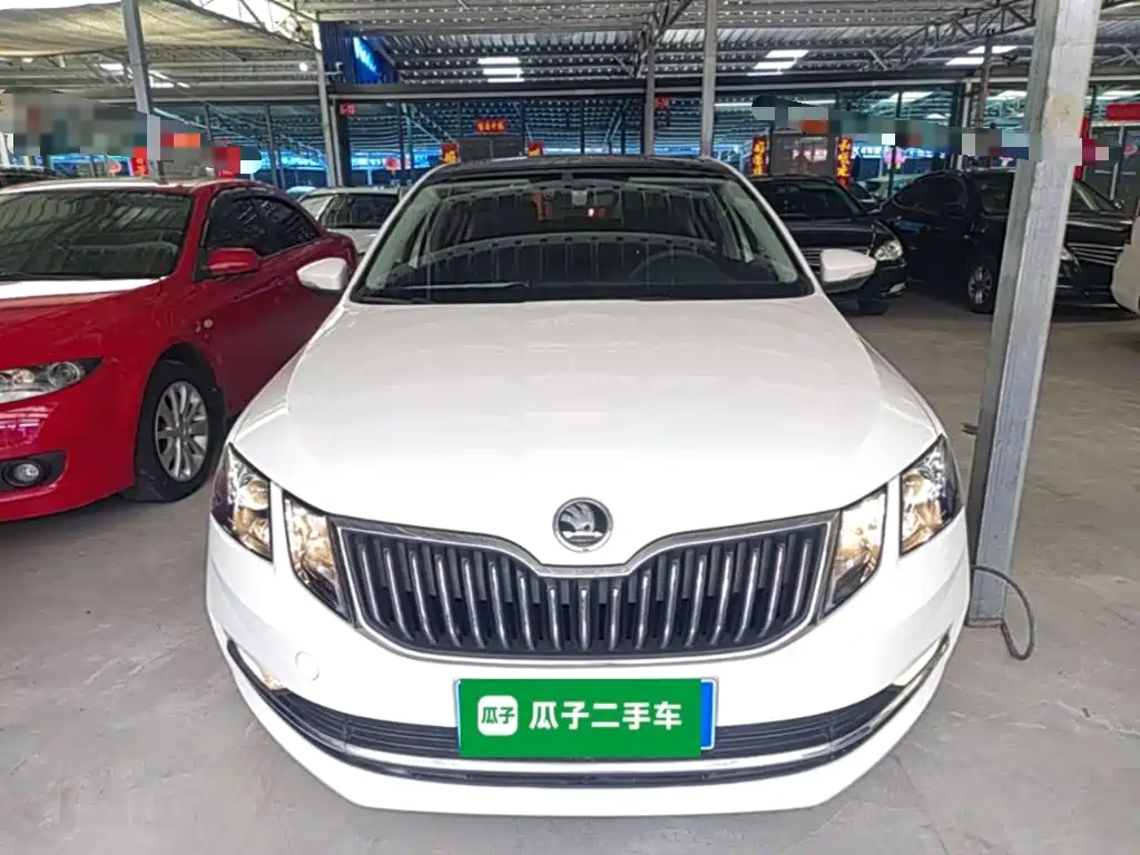 Skoda Octavia 2019 — фото 3