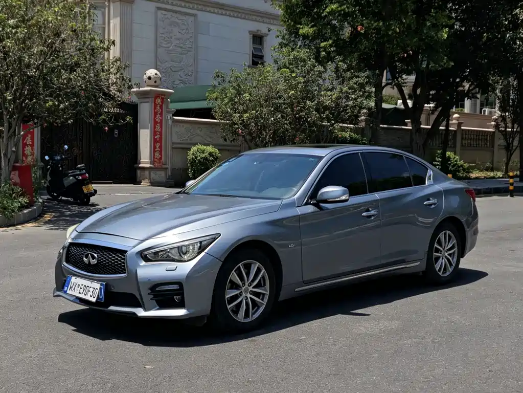 Infiniti Q50L 2017