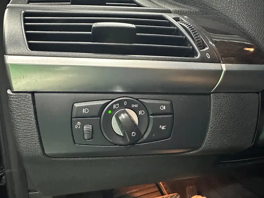 BMW X6 2013 — фото 16