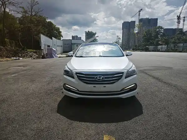 Hyundai Mistra 2014