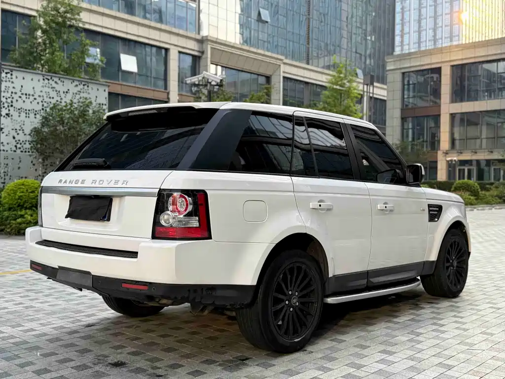 Land Rover Sport 2013