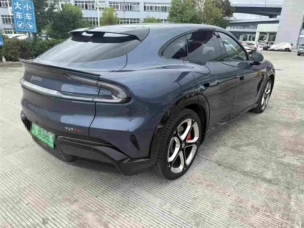 Xiaomi YU7 2025