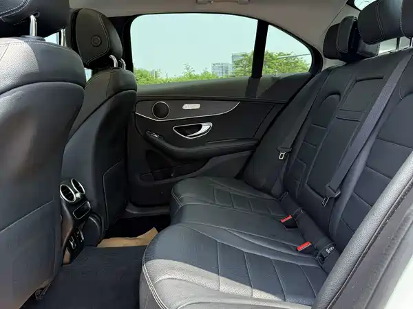 Mercedes-Benz C-Class 2021