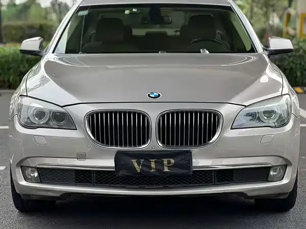 BMW 7 Series 2011