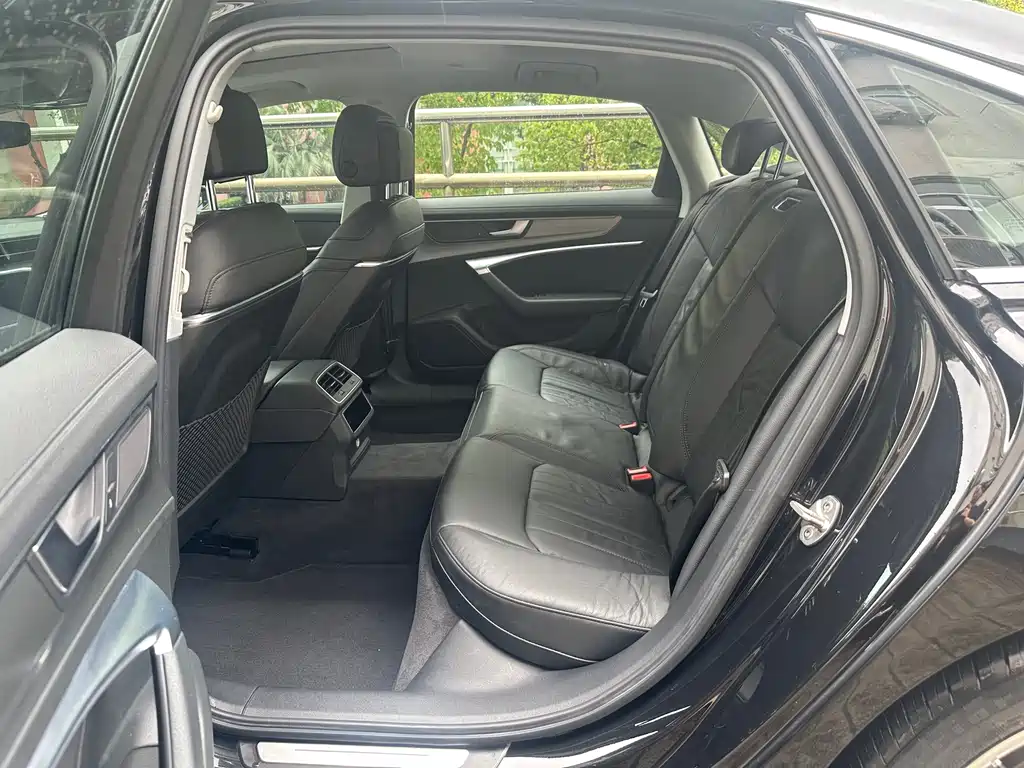 Audi A6L 2020
