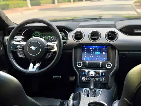 Ford Mustang 2021