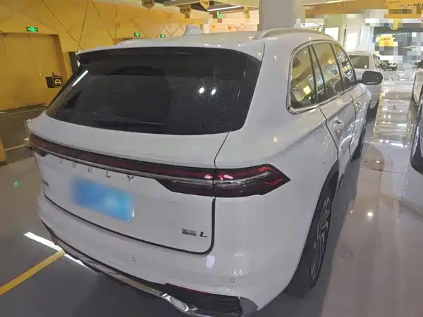 Geely Xingyue L 2024