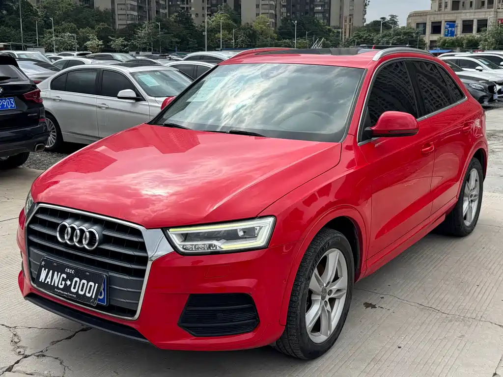 Audi Q3 2018 — фото 1