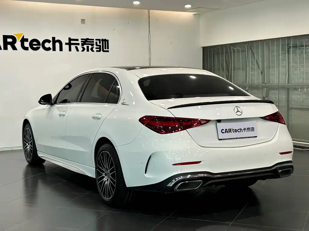 Mercedes-Benz C-Class 2023 — фото 9