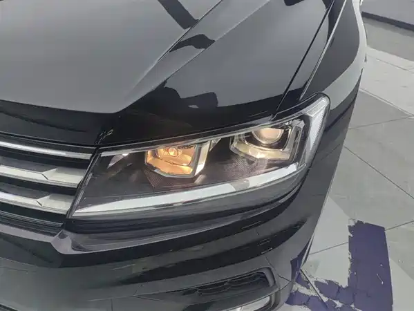 Volkswagen Tiguan L 2021