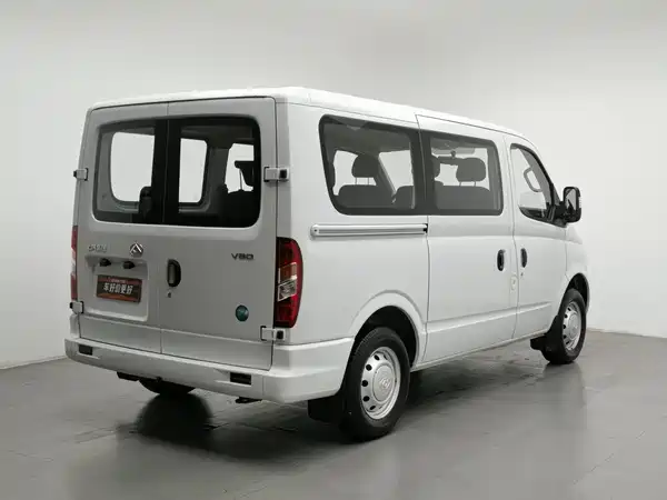 Maxus V80 2025