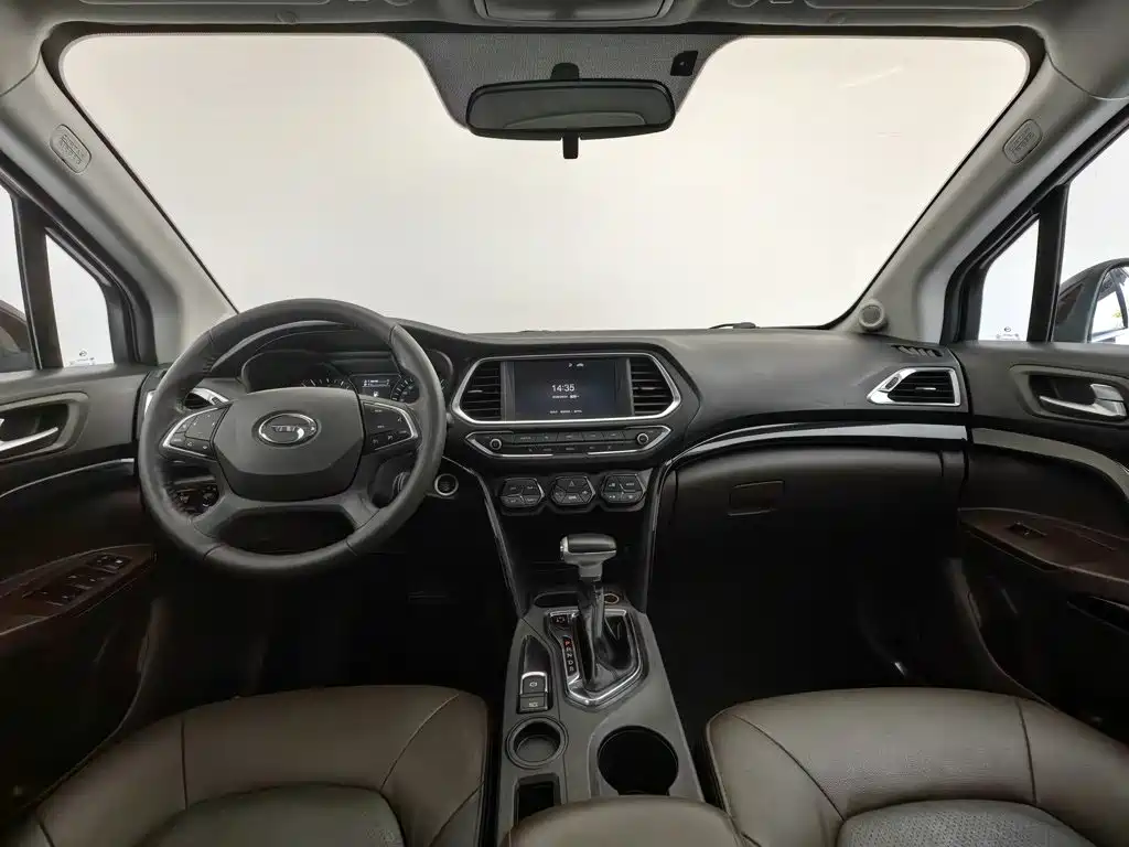 GAC Trumpchi GS4 2017 — фото 5
