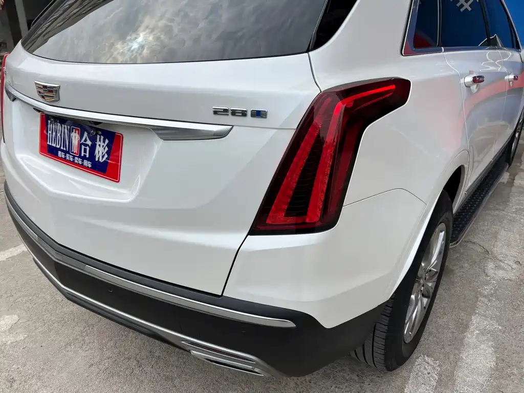 Cadillac XT5 2021 — фото 24