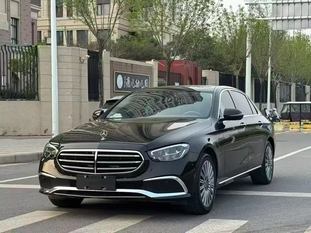 Mercedes-Benz E-Class 2021
