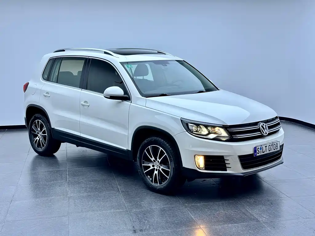 Volkswagen Tiguan 2015 — фото 3