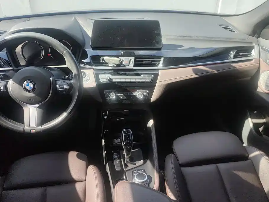 BMW X2 2021 — фото 13