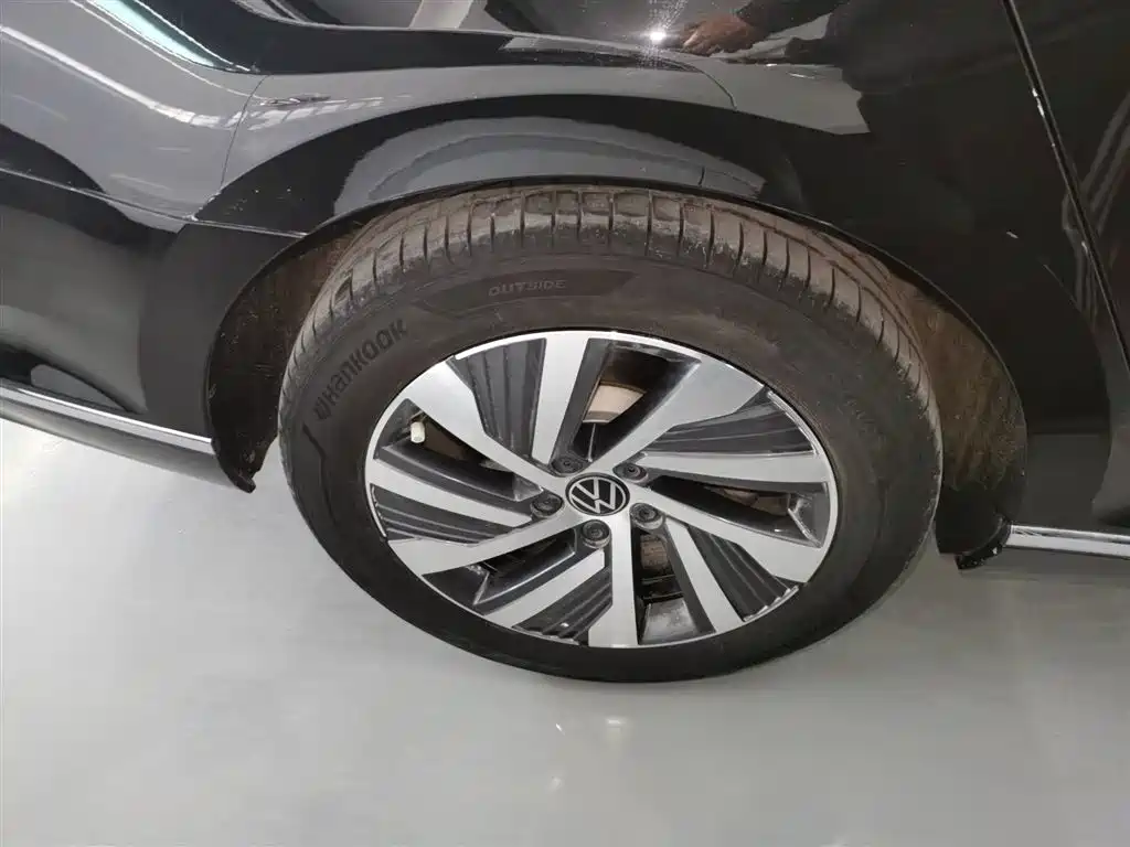 Volkswagen Magotan GTE PHEV 2023 — фото 26