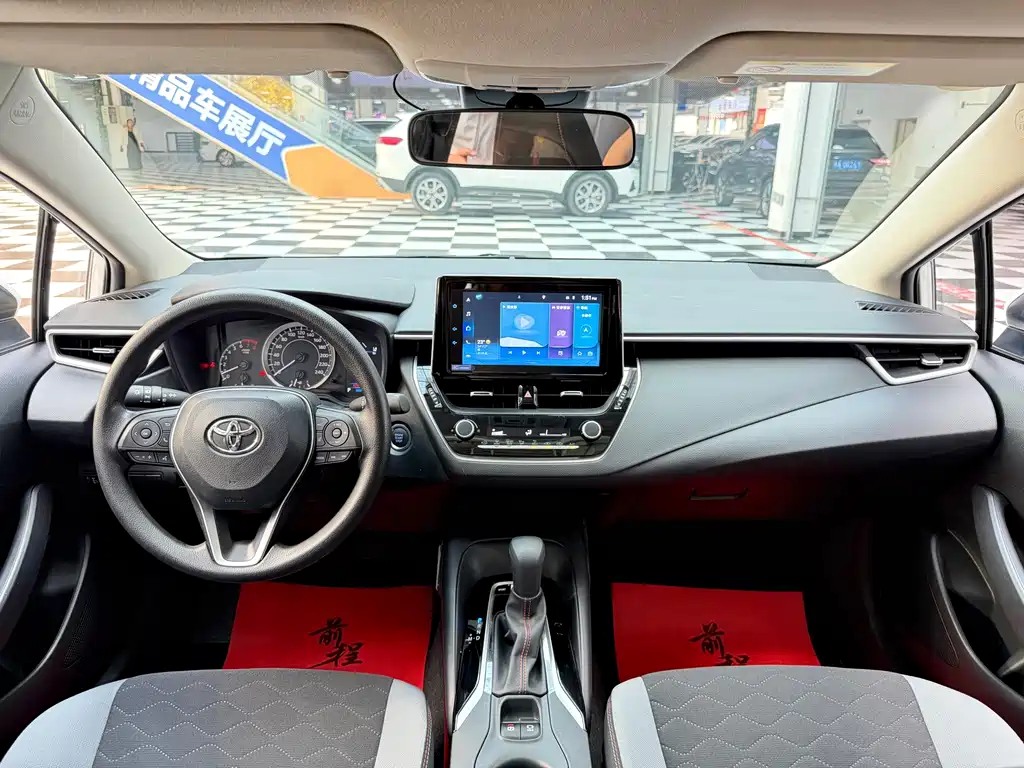 Toyota Corolla 2023 — фото 16